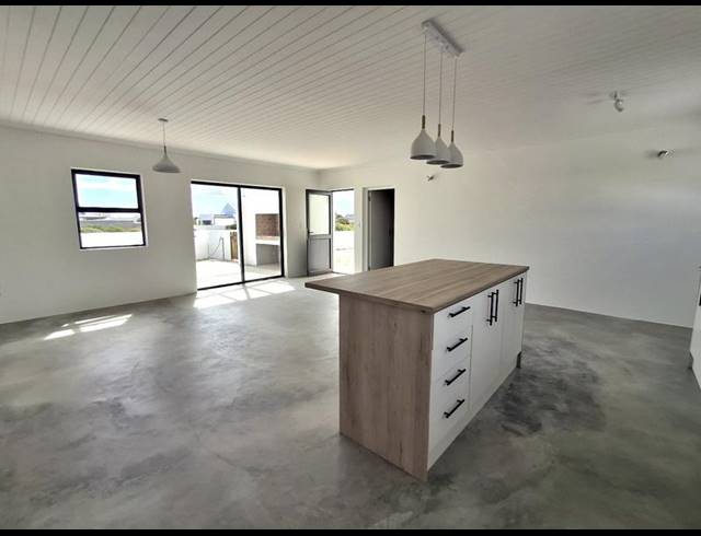3 BEDROOM HOUSE FOR SALE IN BRITANNIA BAY
